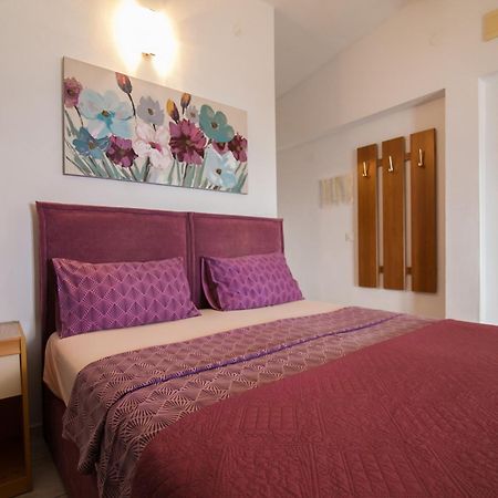 Apartments Paula Bol Dış mekan fotoğraf