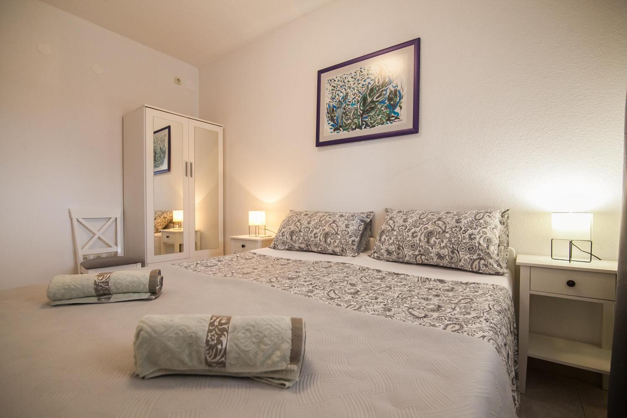 Apartments Paula Bol Dış mekan fotoğraf